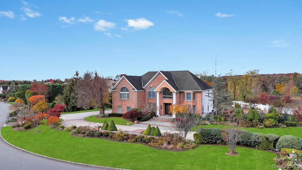 2 Old Bridge Court