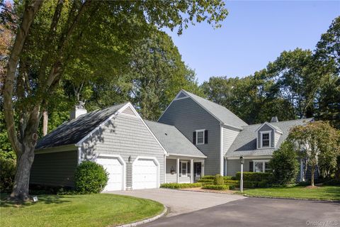 7 Rabbit Run Glen Cove NY 11542