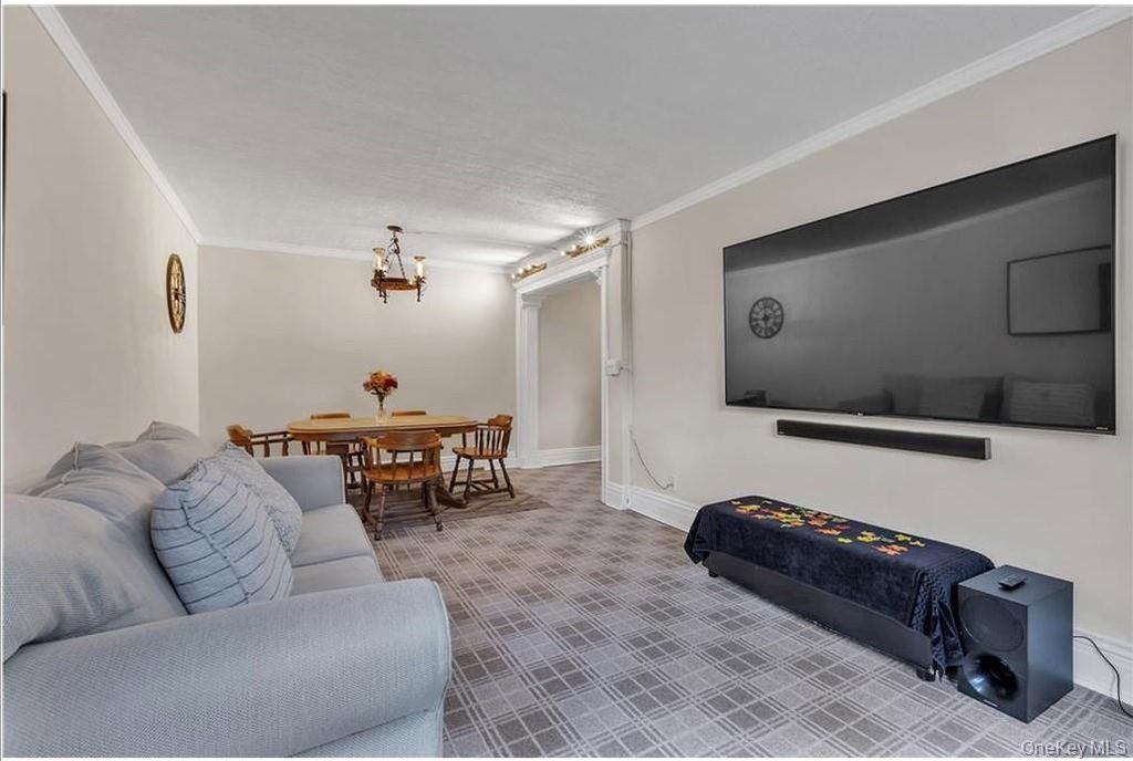 Photo of 51 White Oak Street #2A, New Rochelle, NY 10801 (MLS # 938568)