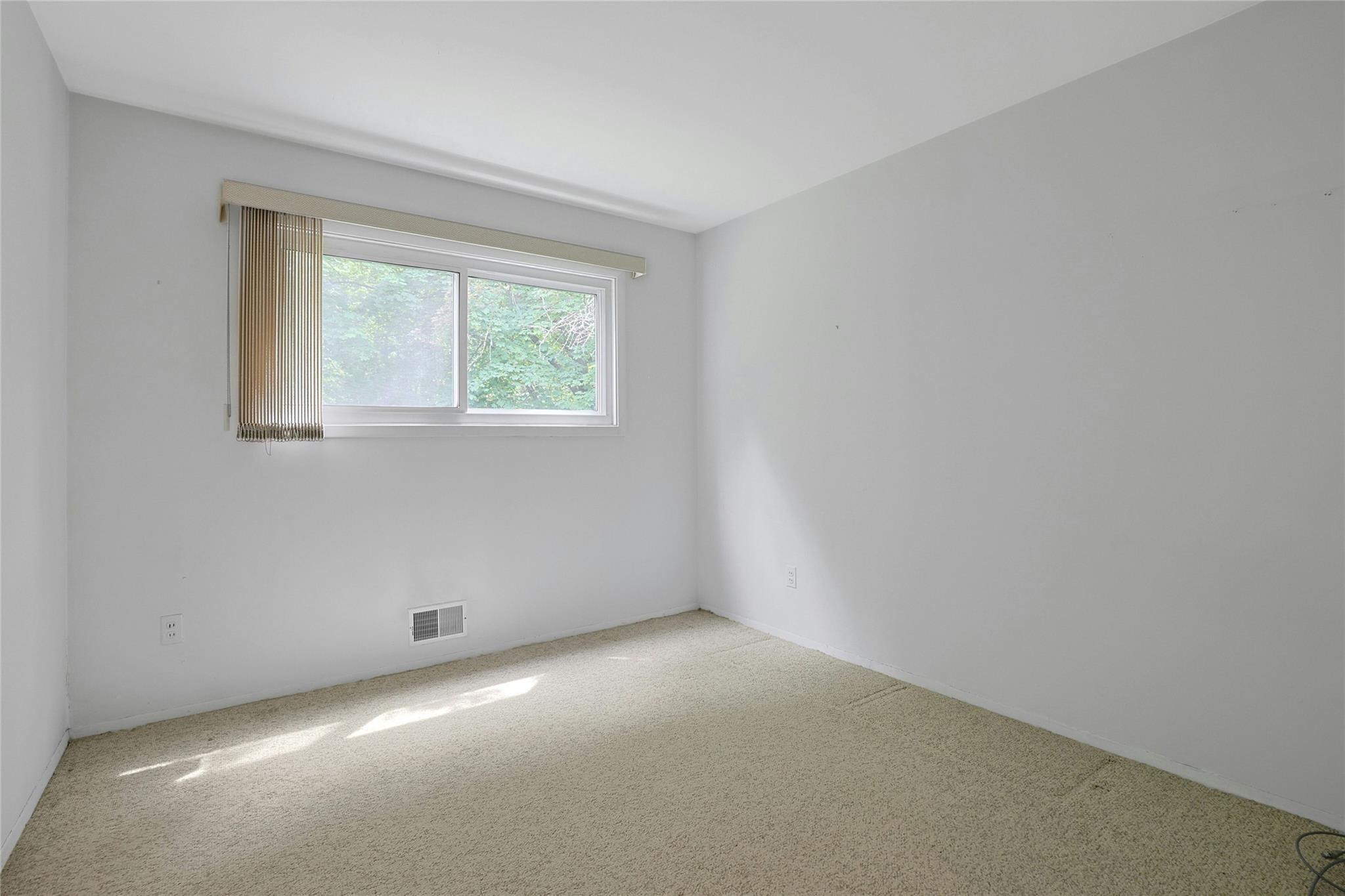 50 Parker Boulevard, Monsey, New York image 20