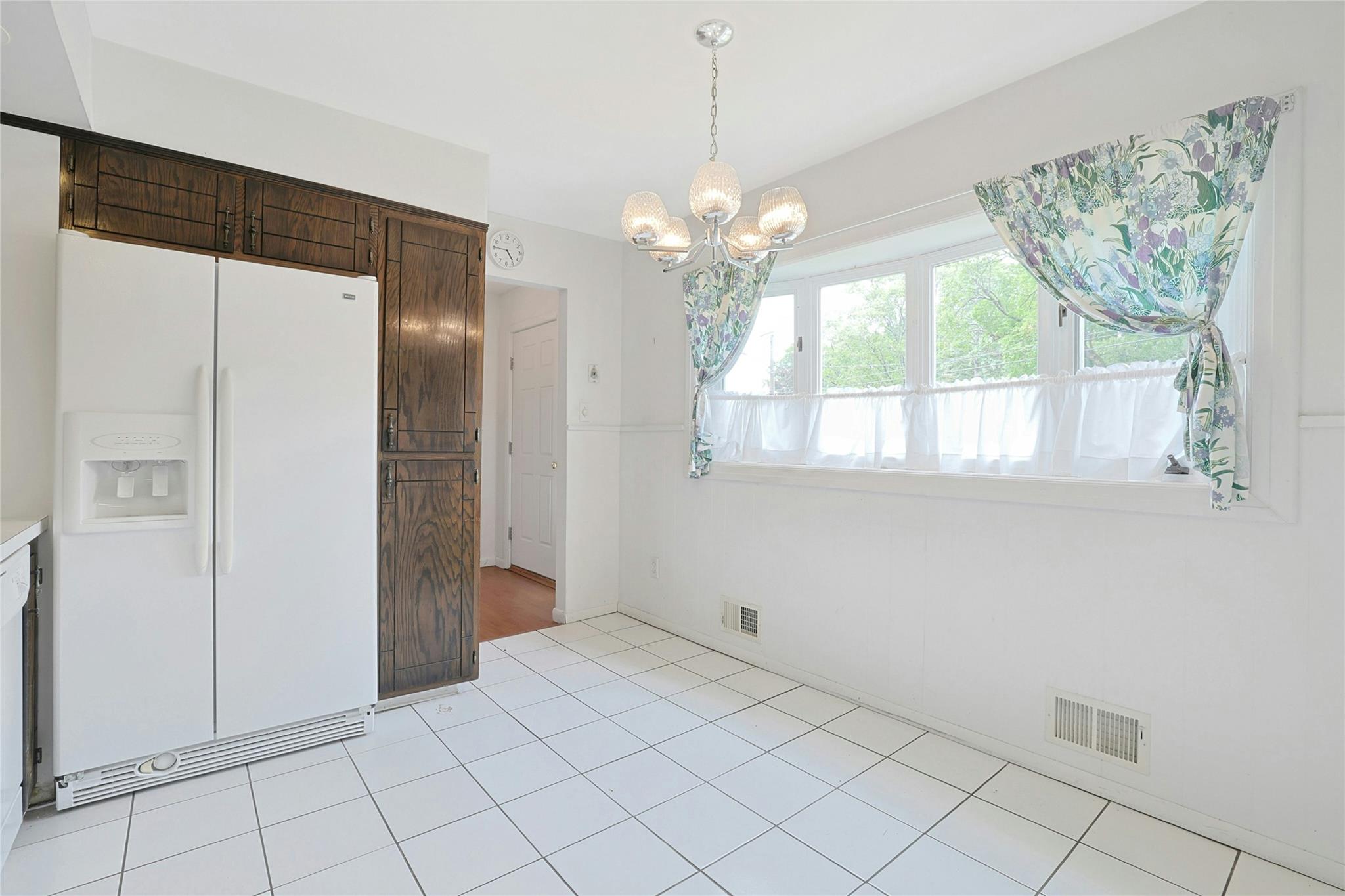 50 Parker Boulevard, Monsey, New York image 8