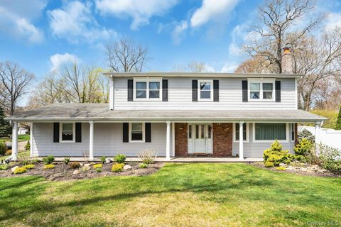 Homes For Sale - 39 Mclane Drive<br/> Dix Hills, NY 11746