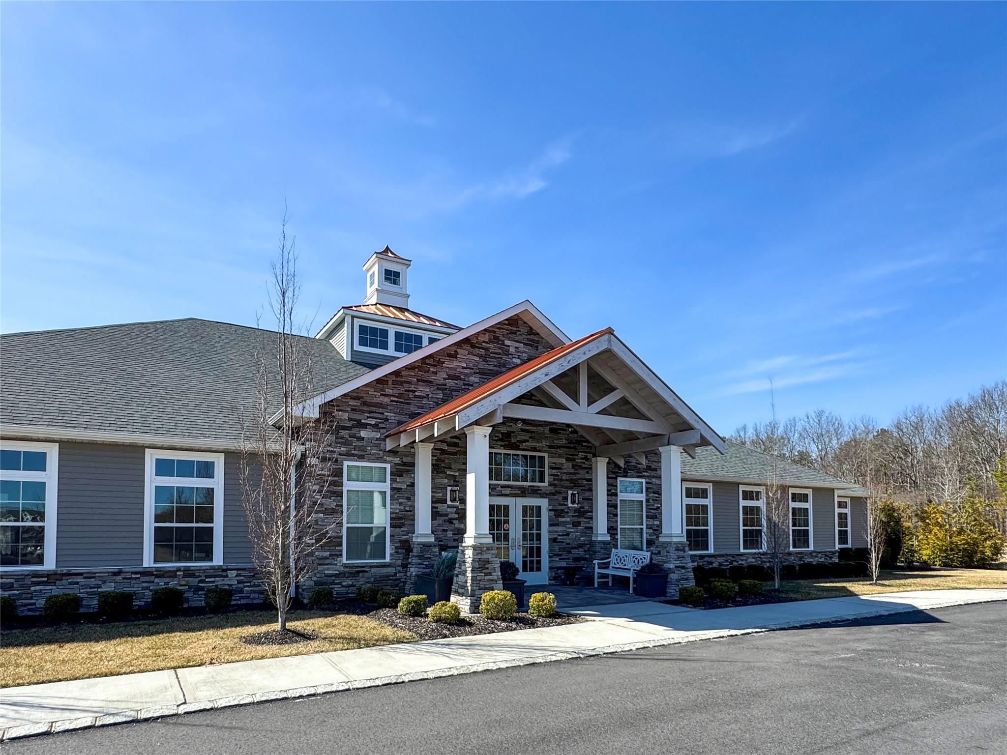 49 N Avery Drive, Center Moriches, New York image 27