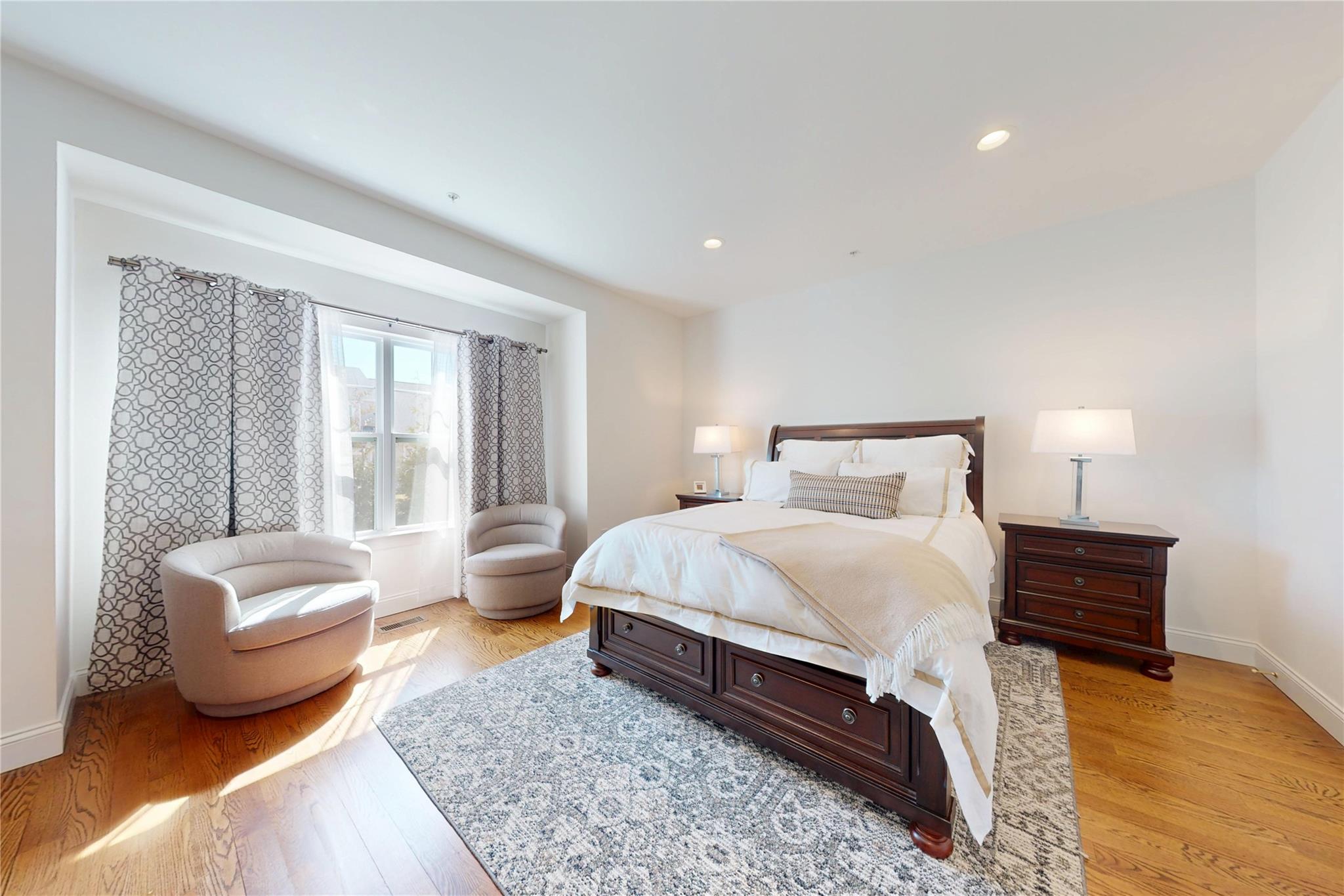 49 N Avery Drive, Center Moriches, New York image 16