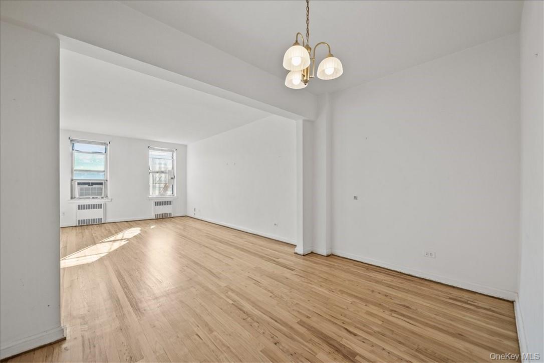 2750 Olinville Avenue 3L