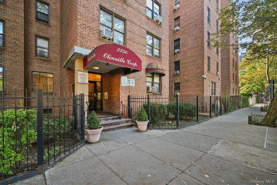 2750 Olinville Avenue 3L