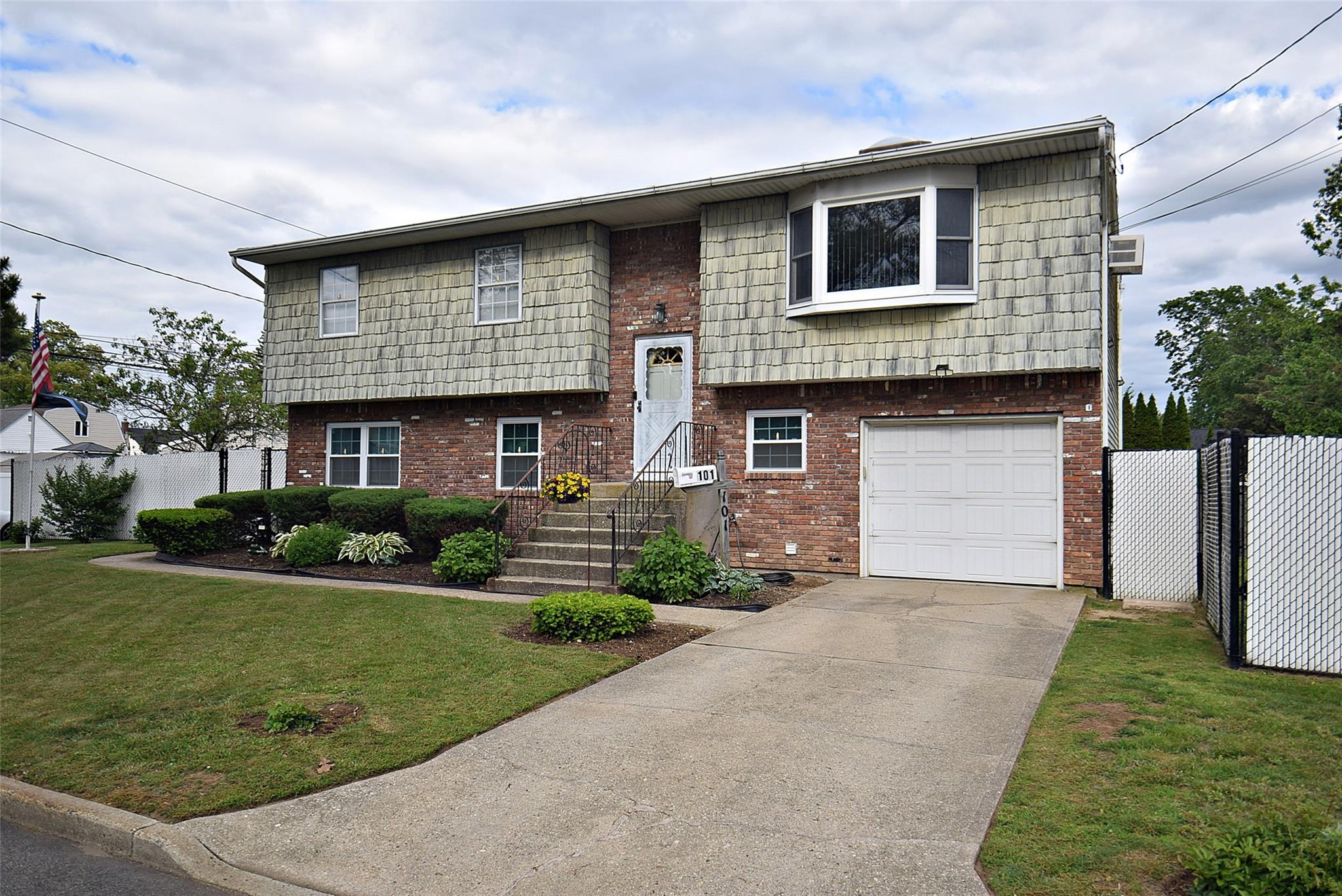 101 Bishop Road, West Babylon, New York image 20