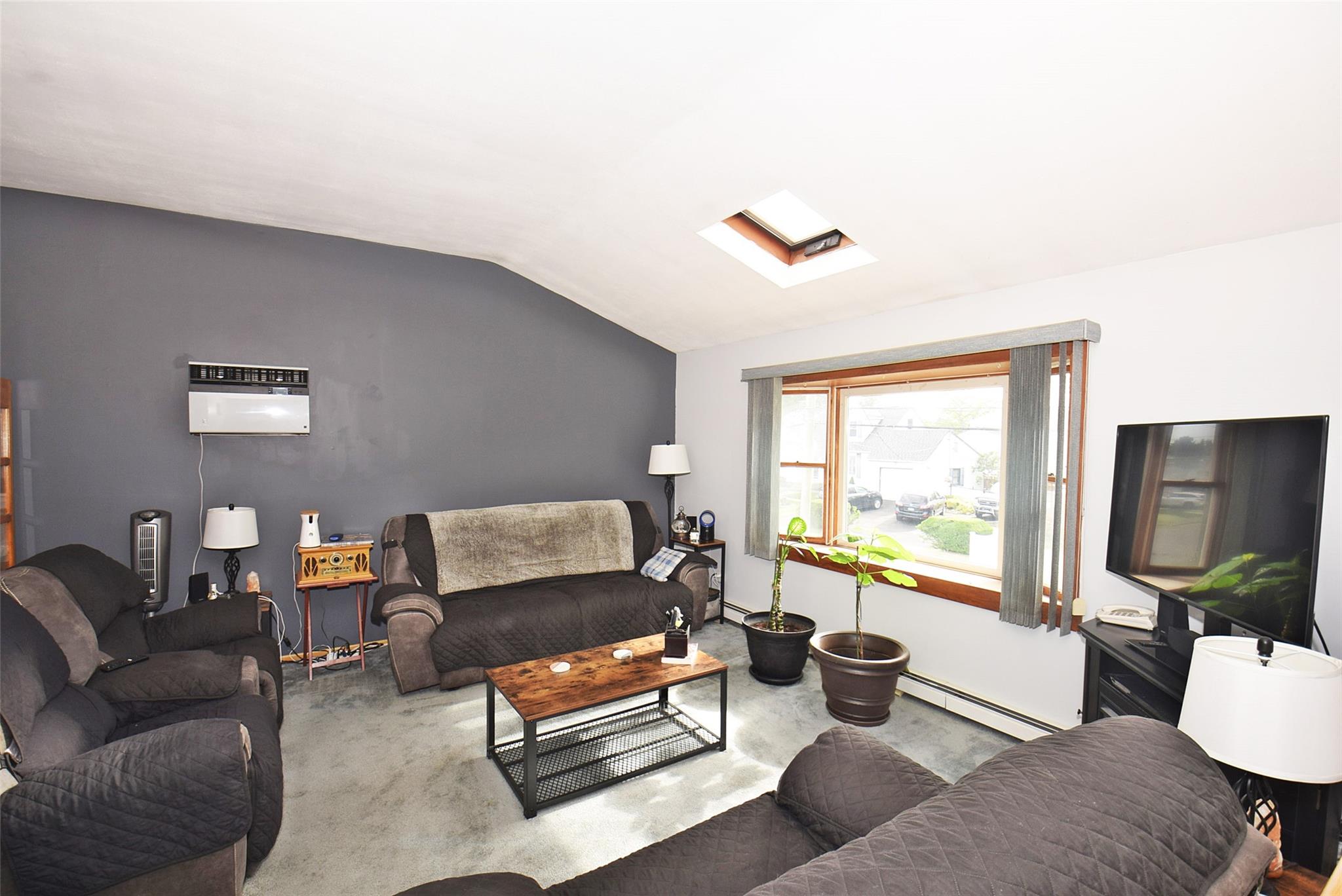 101 Bishop Road, West Babylon, New York image 4