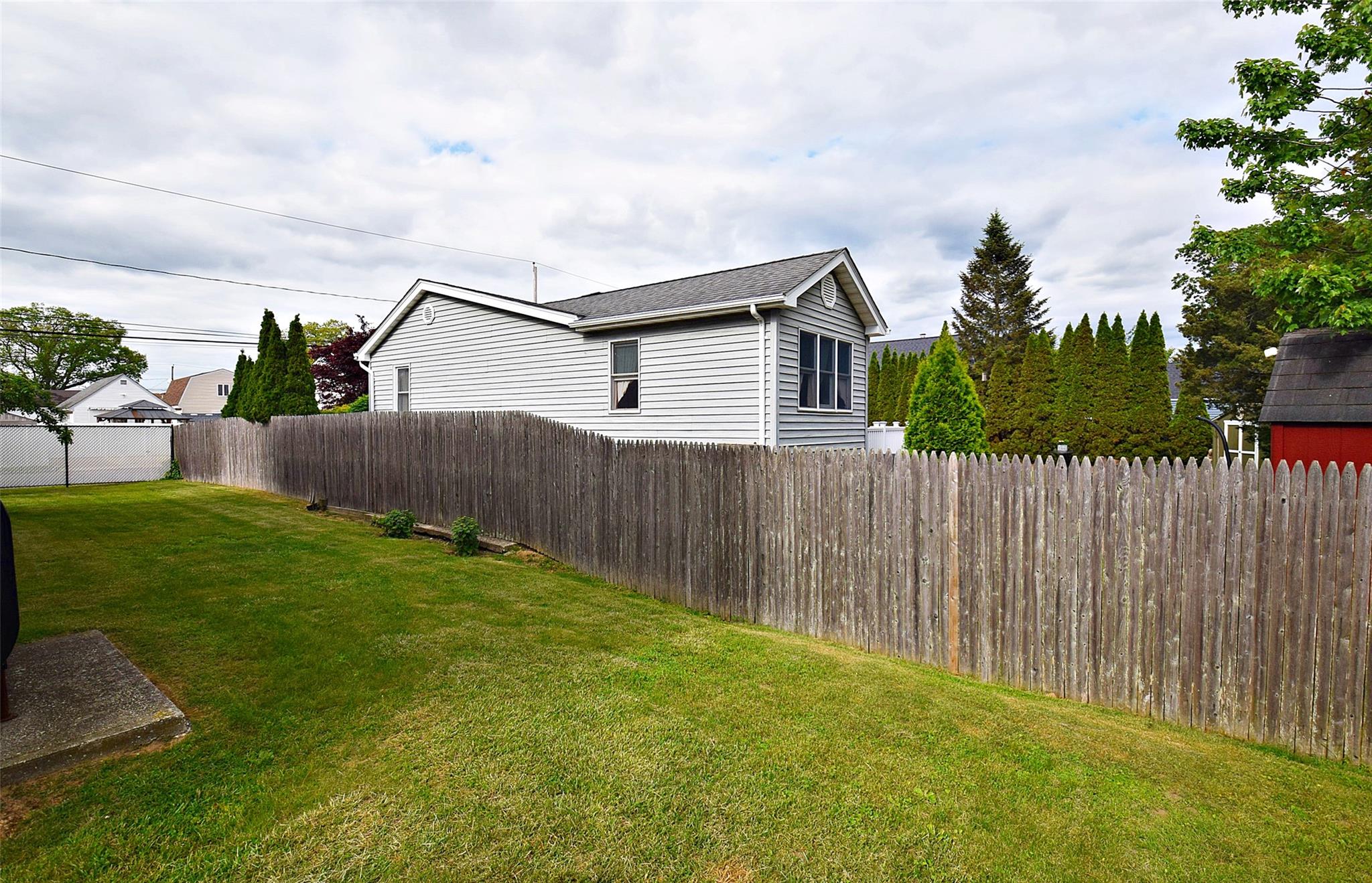 101 Bishop Road, West Babylon, New York image 19