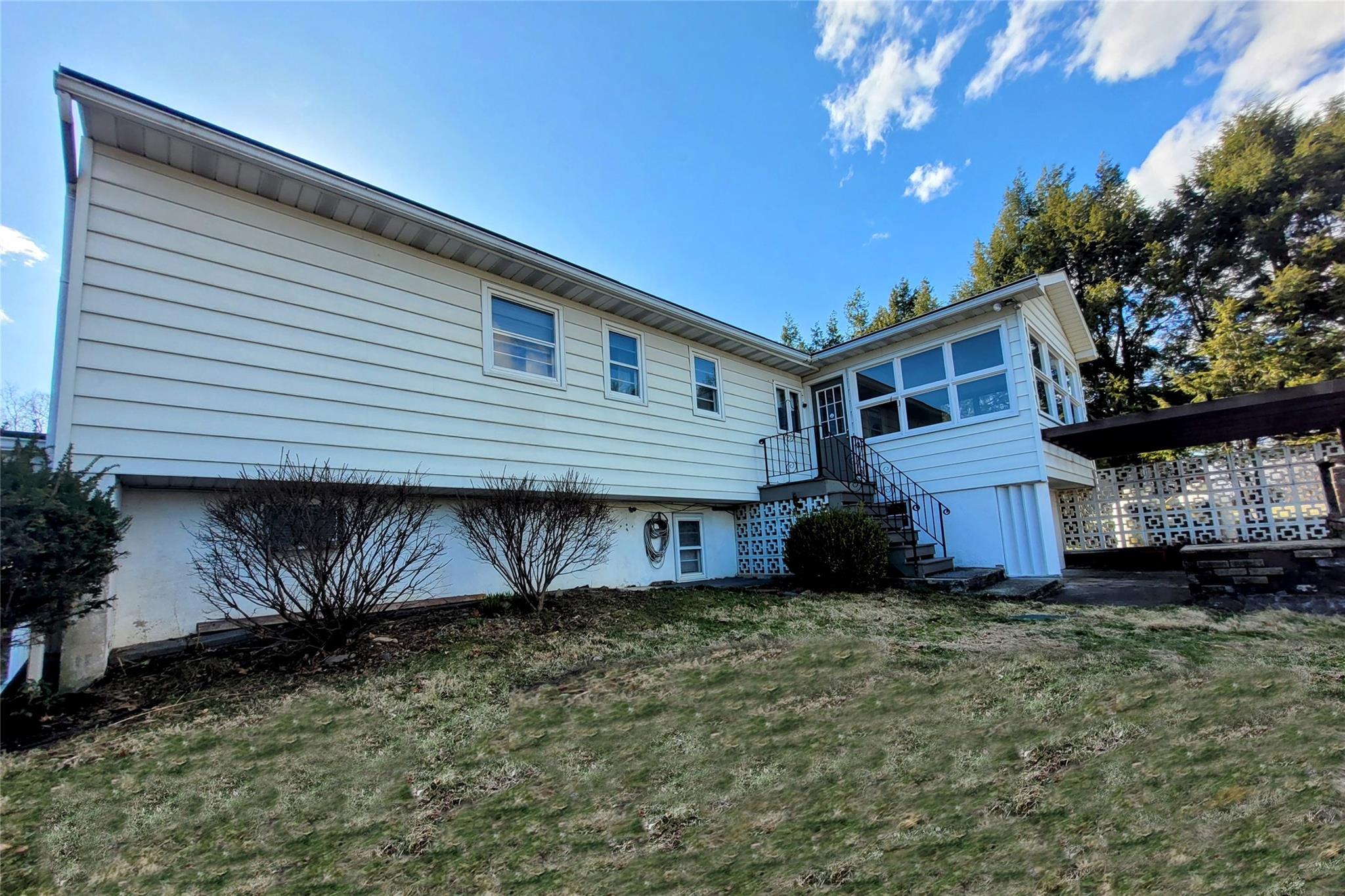 2 W Daisy Lane, Wappingers Falls, New York image 5