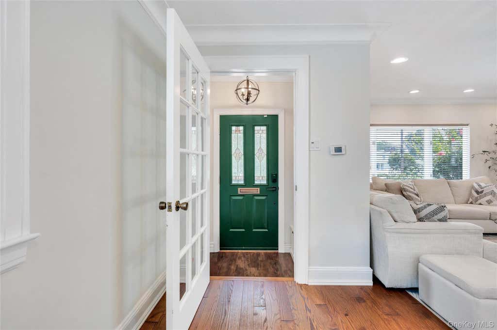 Photo of 232 Locust Street, Valley Stream, NY 11581 (MLS # 1030153)
