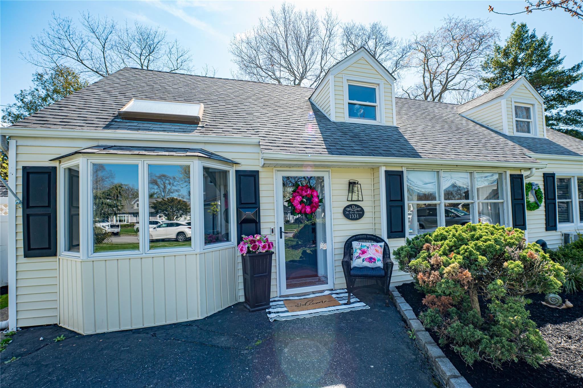 1331 Harry Lane, Merrick, New York image 3