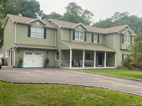 Photo of 4 Harrison Avenue, East Setauket, NY 11733 (MLS # 1029604)