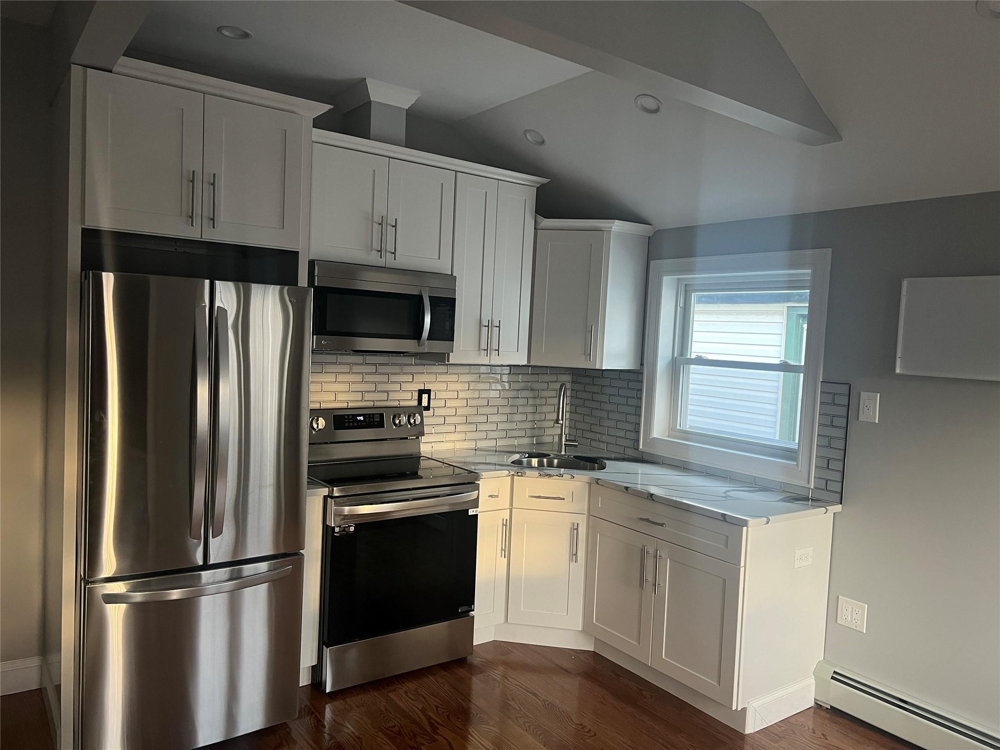 156 St St, Jamaica, Queens, NY - 3 Bedrooms  
2 Bathrooms - 