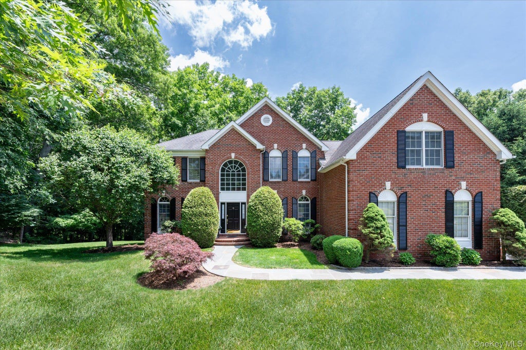 Photo of 6 Theal Court, Somers, NY 10589 (MLS # 1063356)