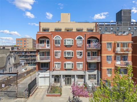112-31 38 Avenue 5B Corona NY 11368