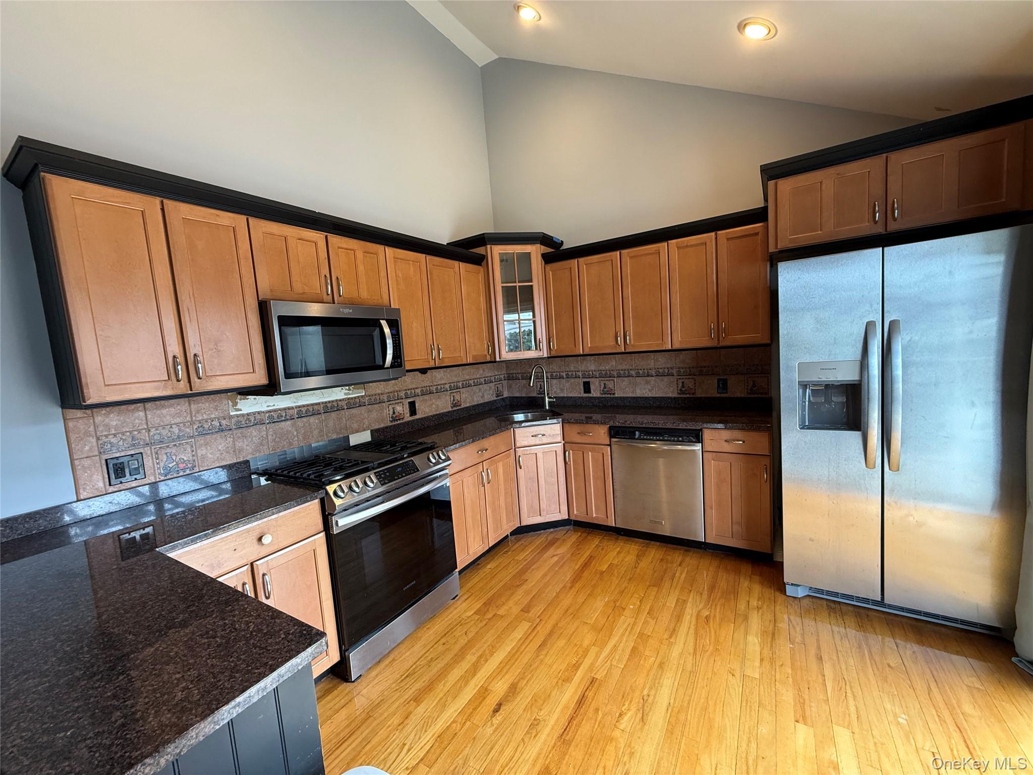 874 Seamans Neck Road