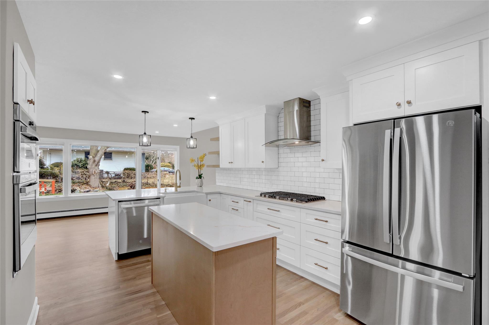 1 Donna Lane, Commack, New York image 5
