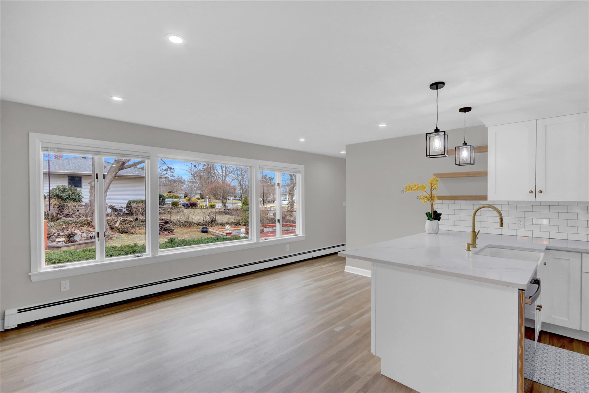 1 Donna Lane, Commack, New York image 16