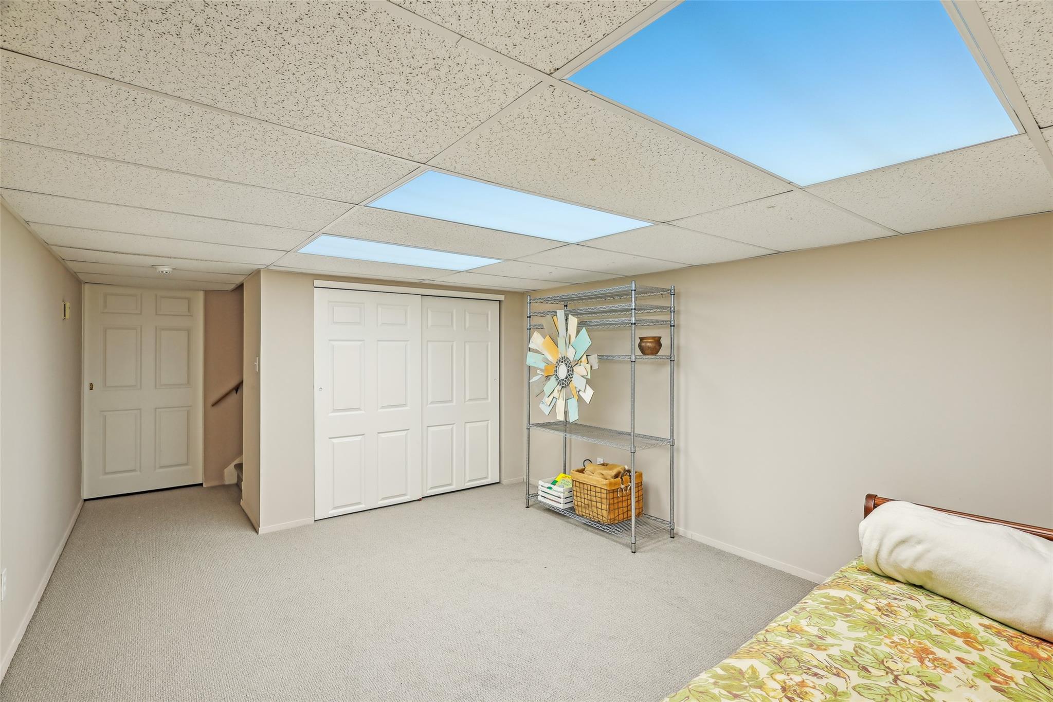 17 Suan Court, Greenlawn, New York image 42