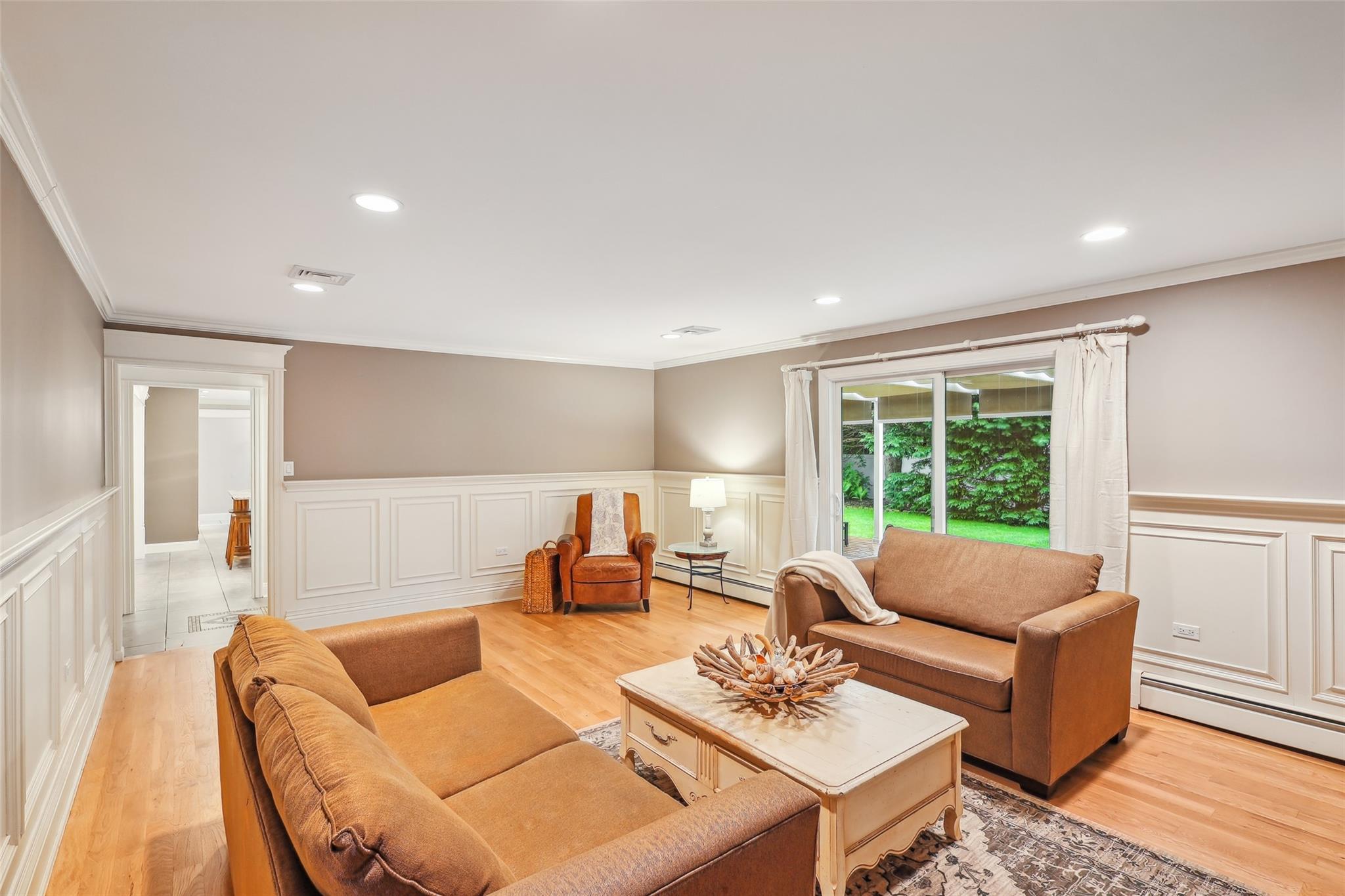 17 Suan Court, Greenlawn, New York image 18