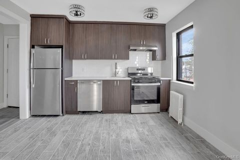 Apartment For Rent - 103 Lawson St Street #D<br/> Nassau County, Hempstead, NY 11550