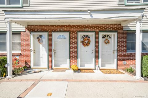 Photo of 183 Atlantic Avenue #2, Lynbrook, NY 11563 (MLS # 922151)