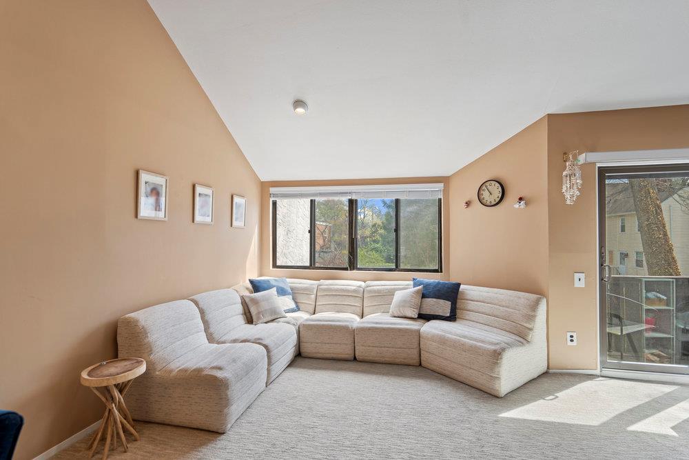 10 Wooleys Lane #2C, Great Neck, New York image 6
