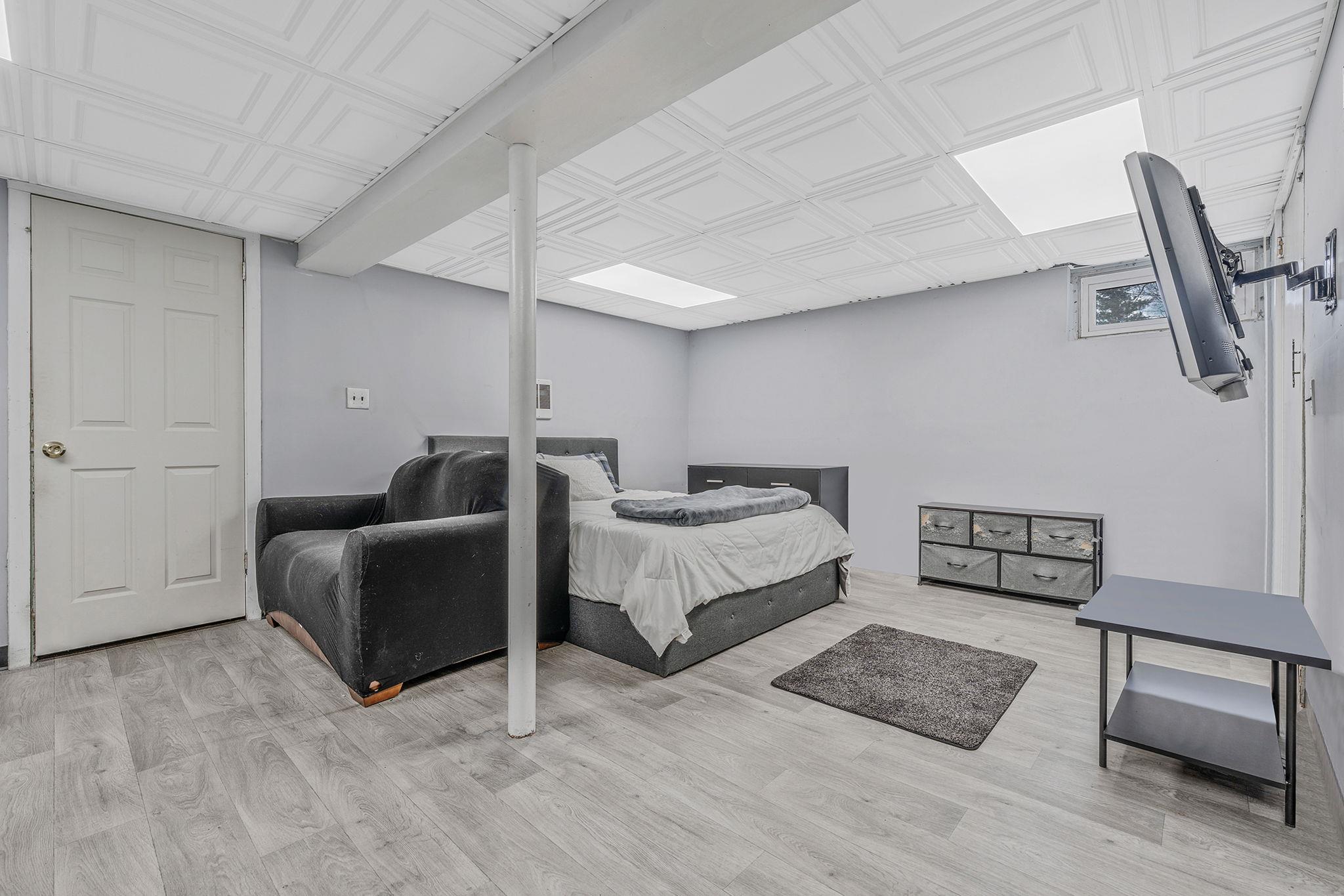 54 Higgins Street, North Babylon, New York image 18
