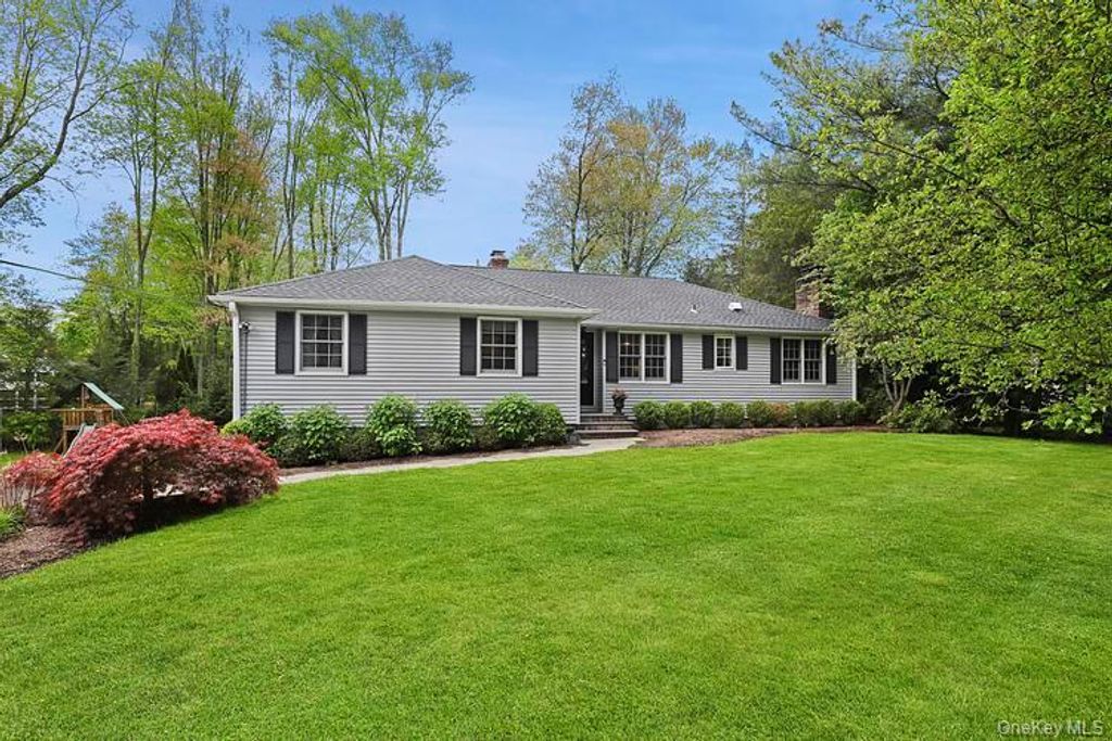 Photo of 110 The Farms Road, Bedford, NY 10506 (MLS # 921661)