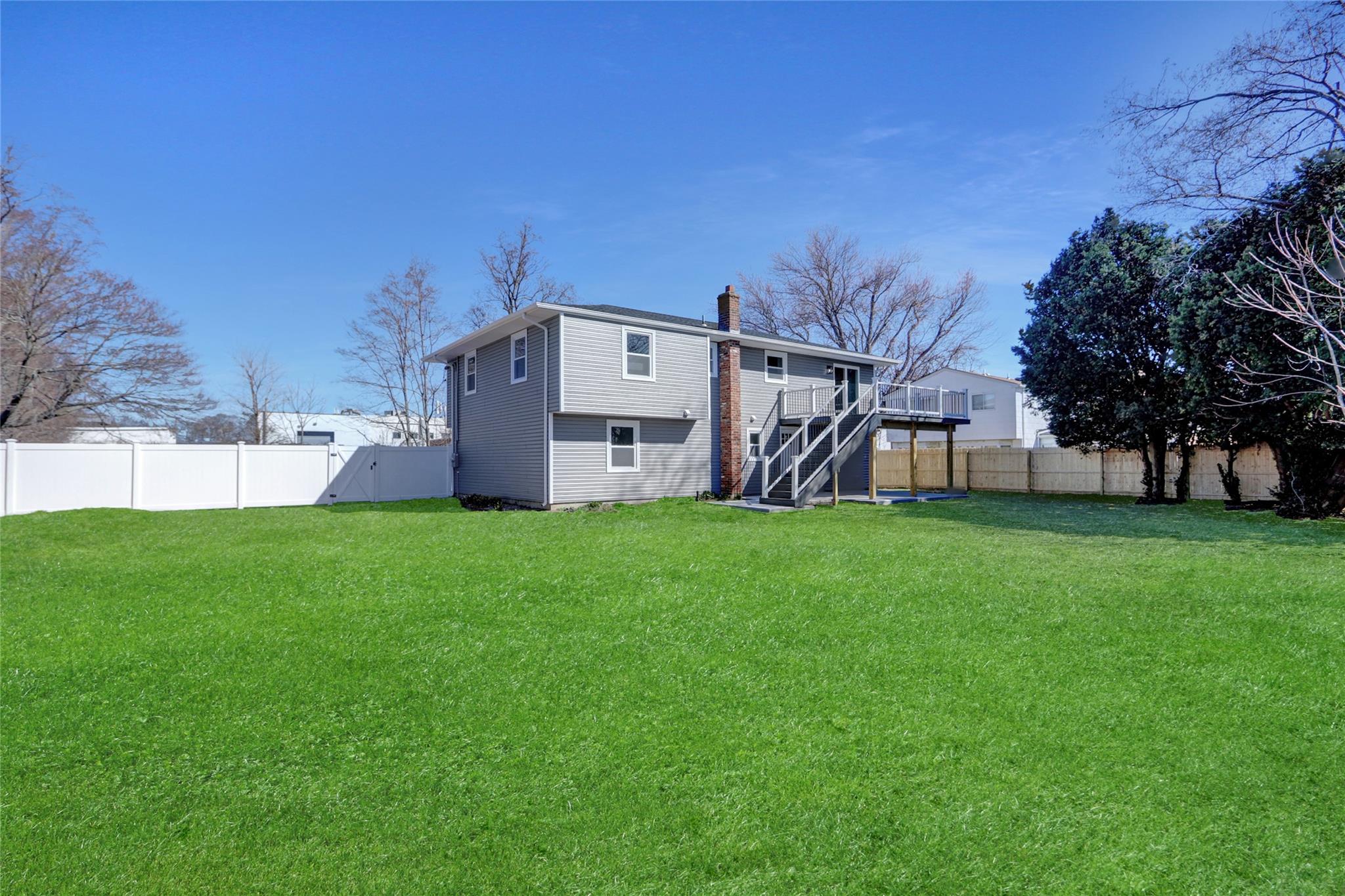 2 W Major Road, Massapequa, New York image 24