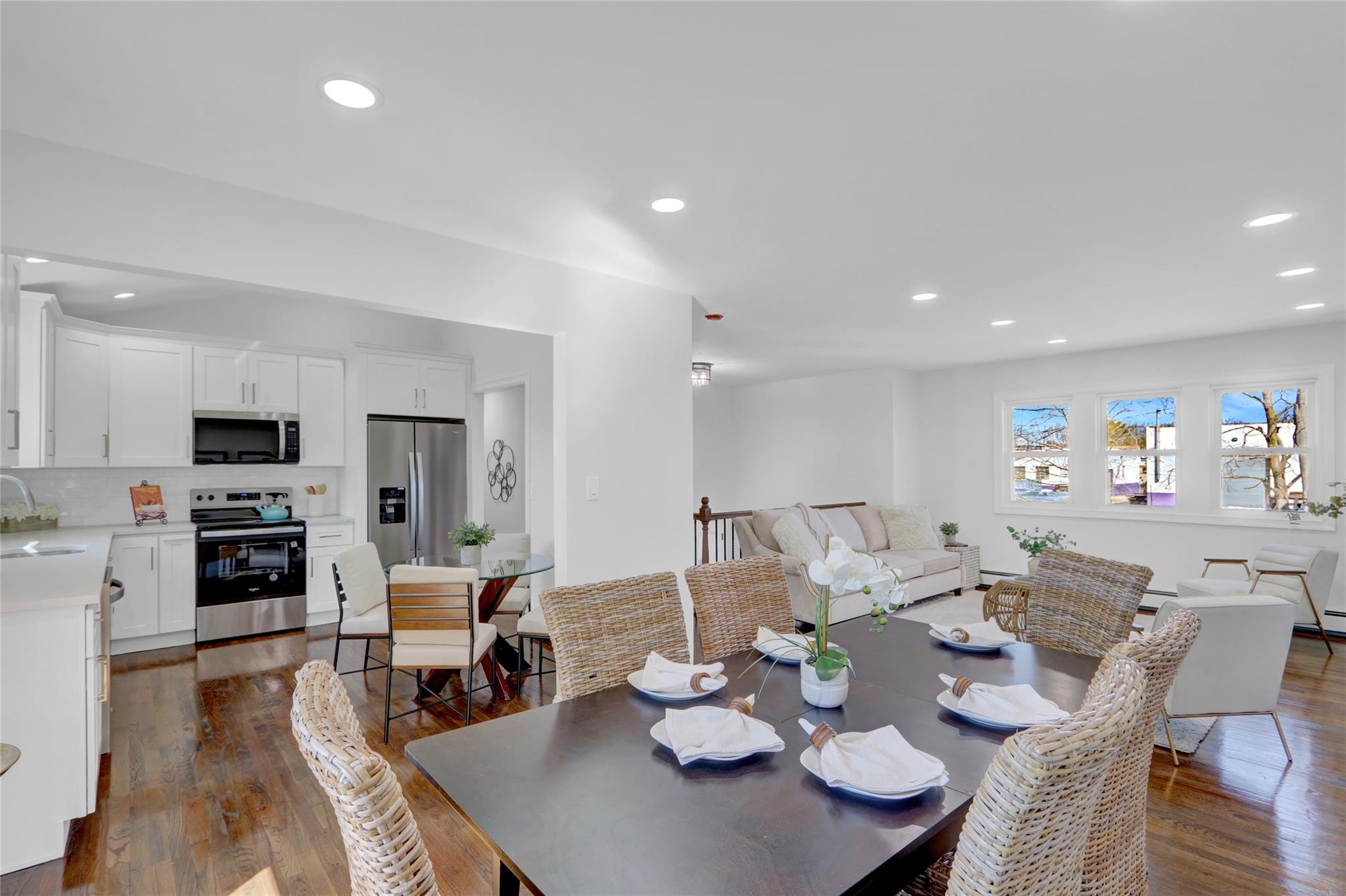 2 W Major Road, Massapequa, New York image 11