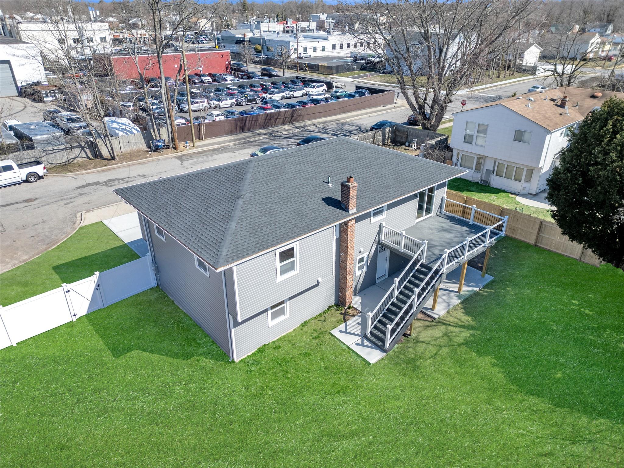 2 W Major Road, Massapequa, New York image 34