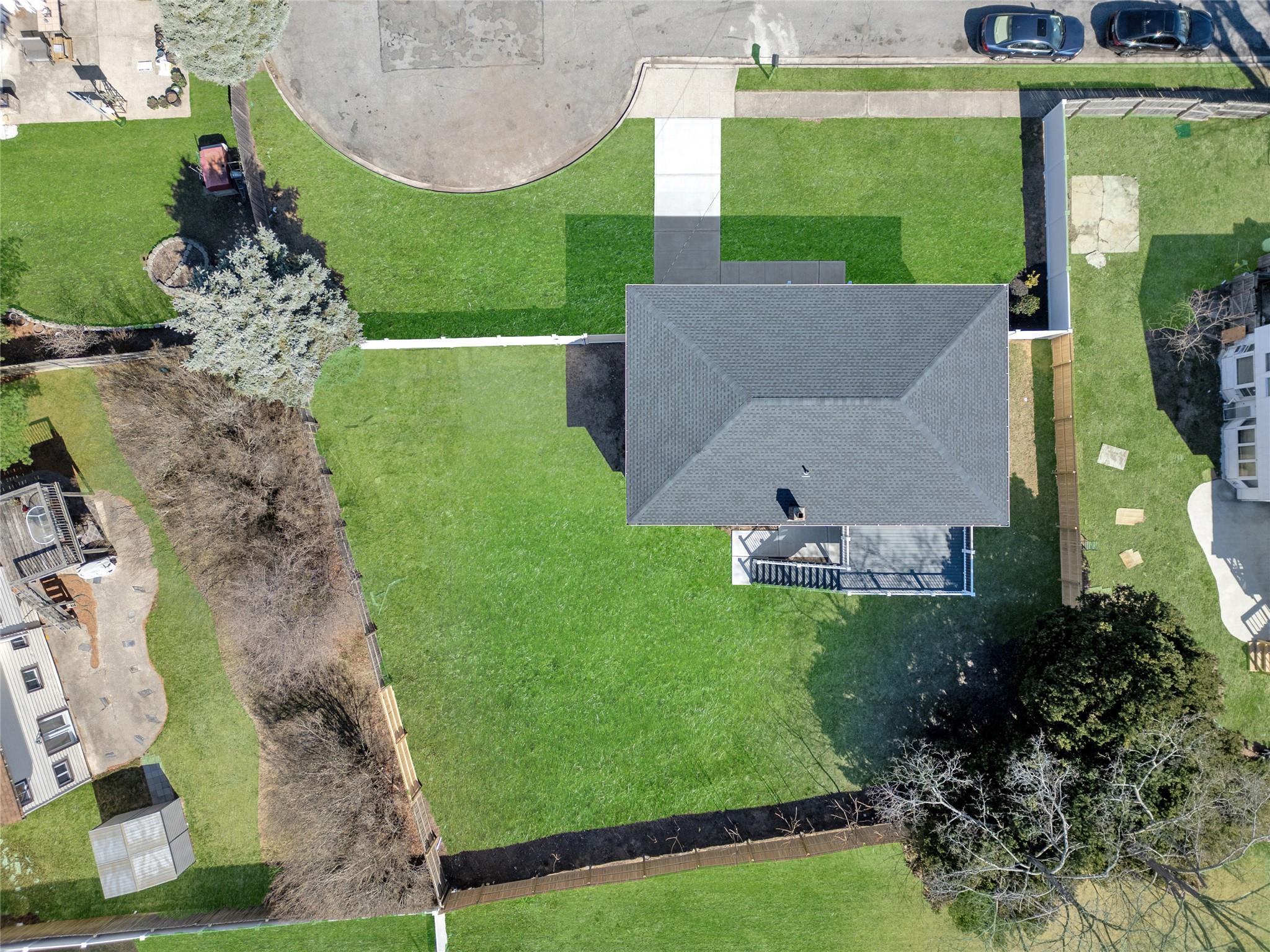 2 W Major Road, Massapequa, New York image 33
