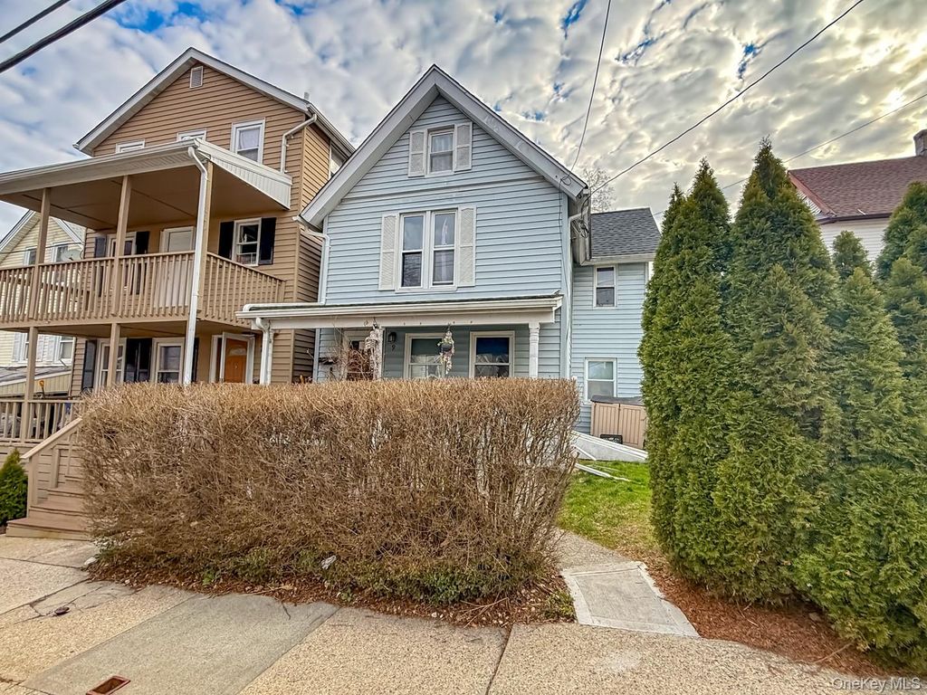 Photo of 9 Armstrong Avenue, Peekskill, NY 10566 (MLS # 984913)