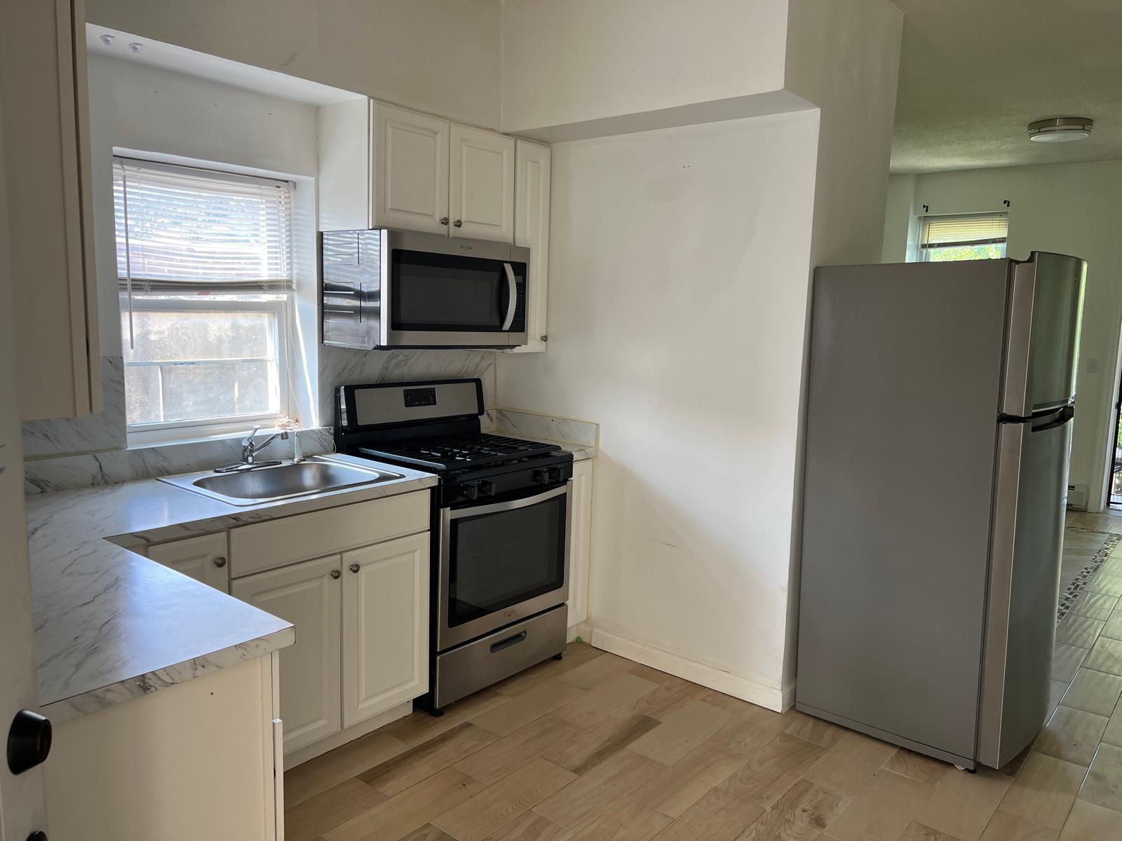 44 S Bleeker Street 2A
