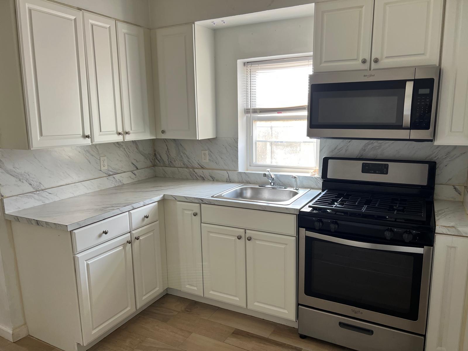 44 S Bleeker Street 2A