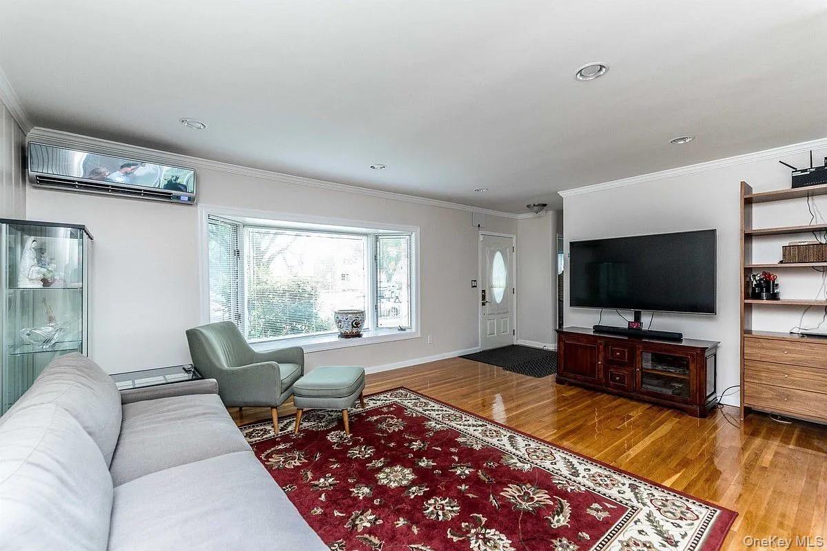 64-64 Bell Boulevard