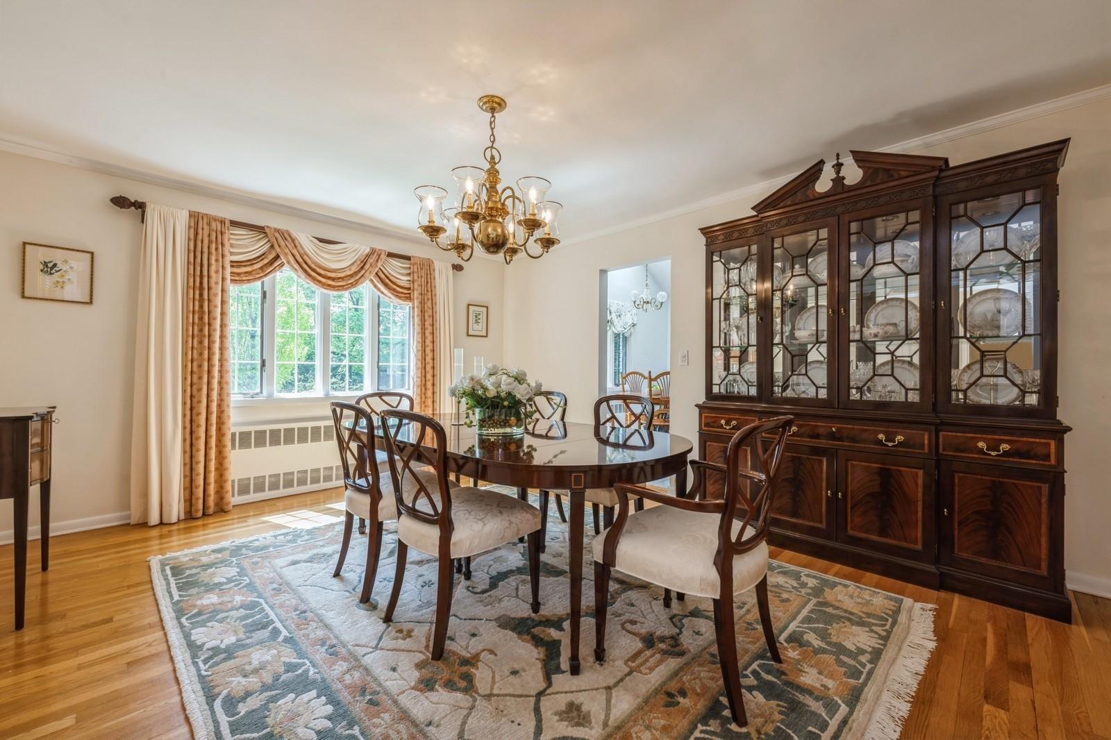 95 Washington Avenue, Garden City, New York image 8
