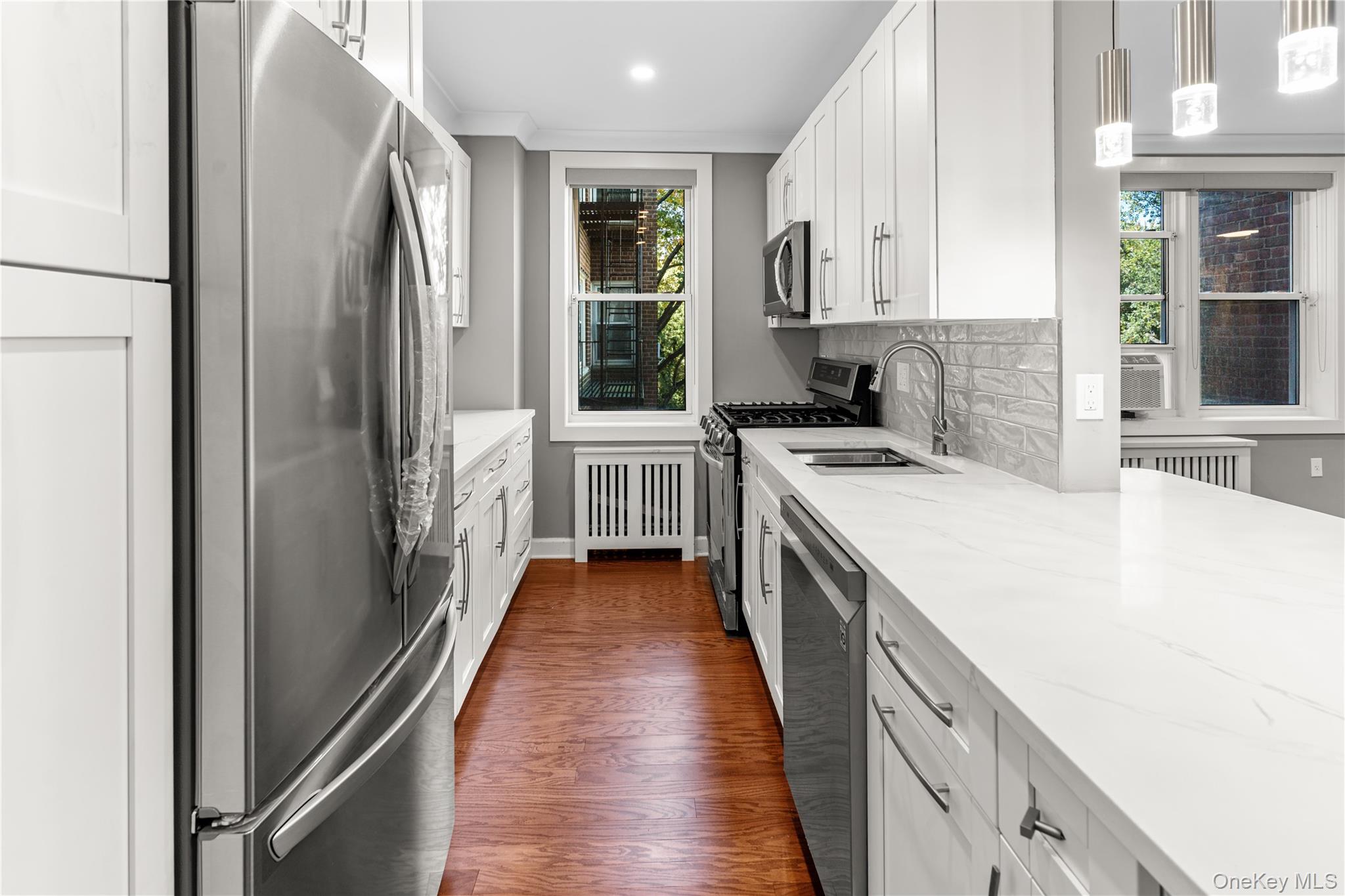 1133 Midland Avenue 2C