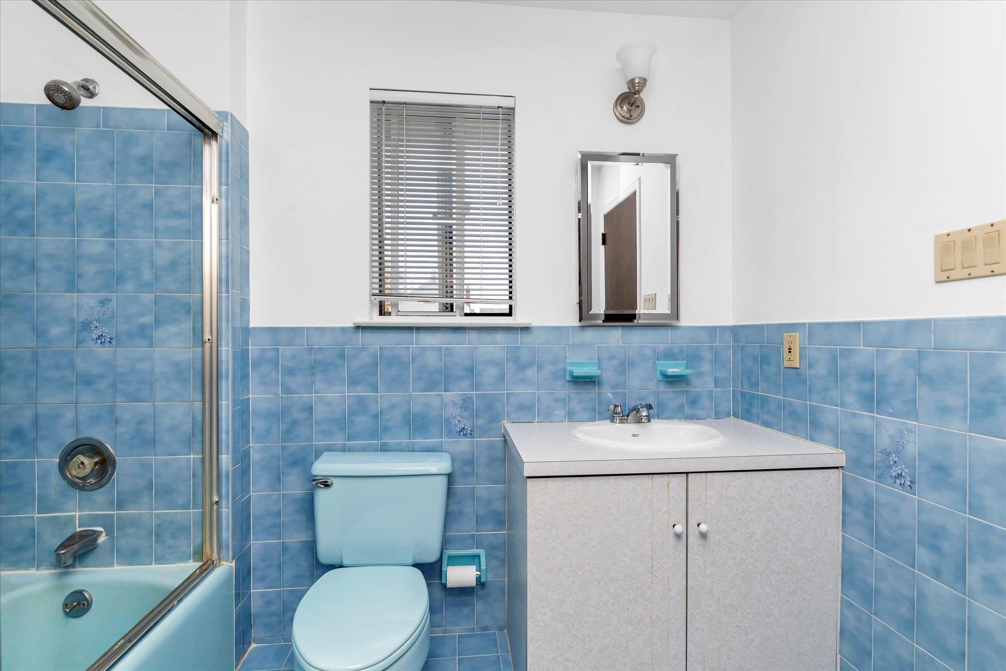 7 Sunset Avenue, Lynbrook, New York image 12