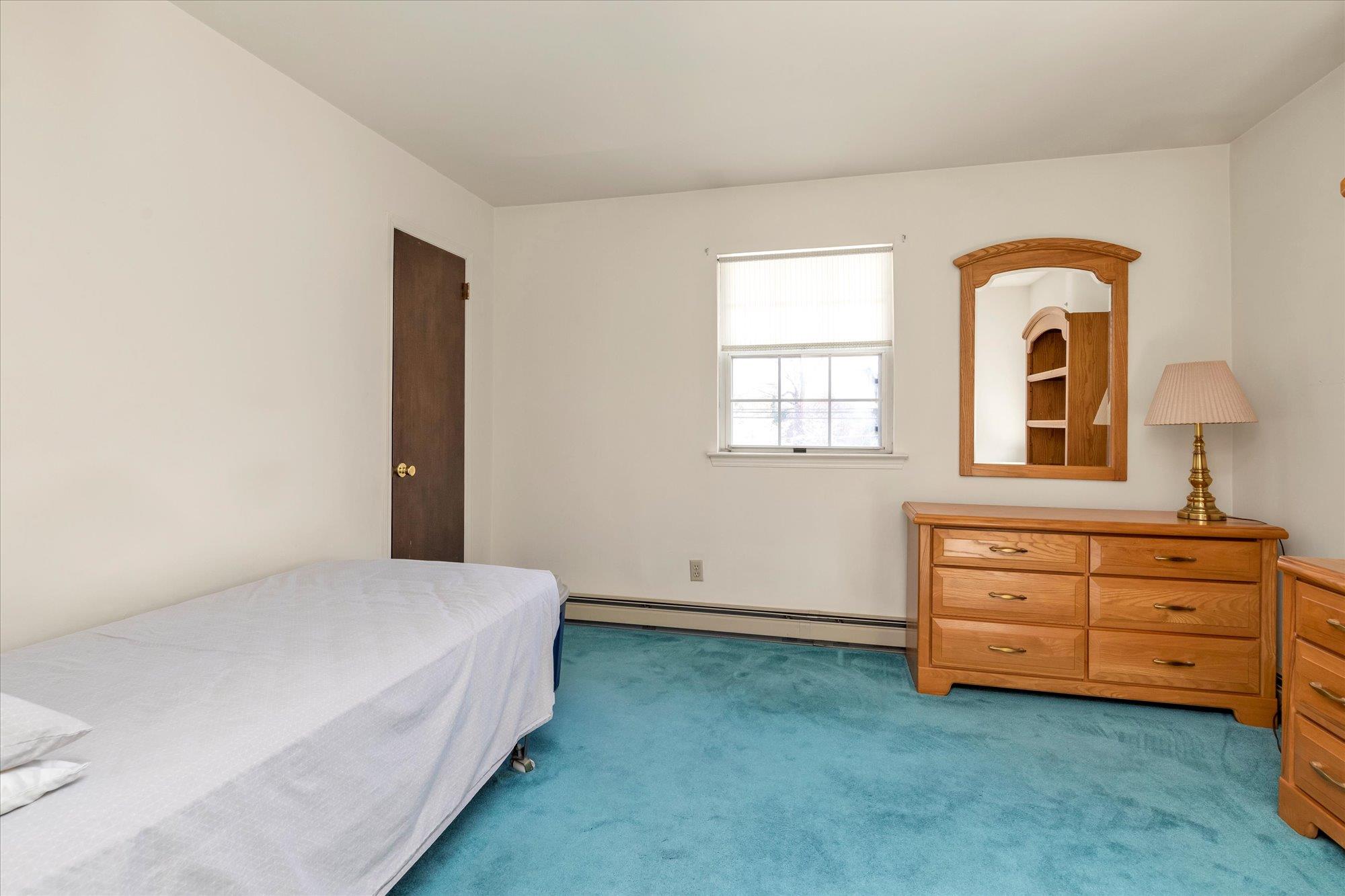 7 Sunset Avenue, Lynbrook, New York image 16