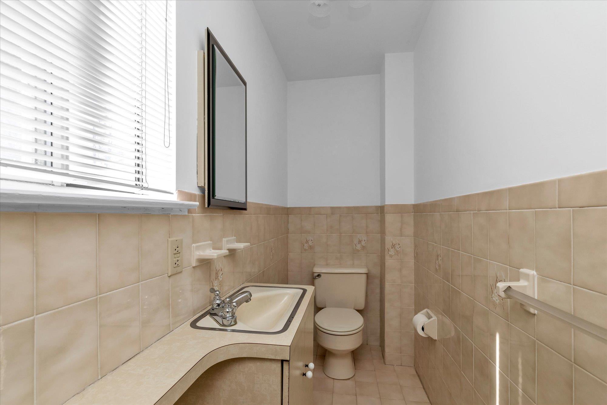 7 Sunset Avenue, Lynbrook, New York image 11