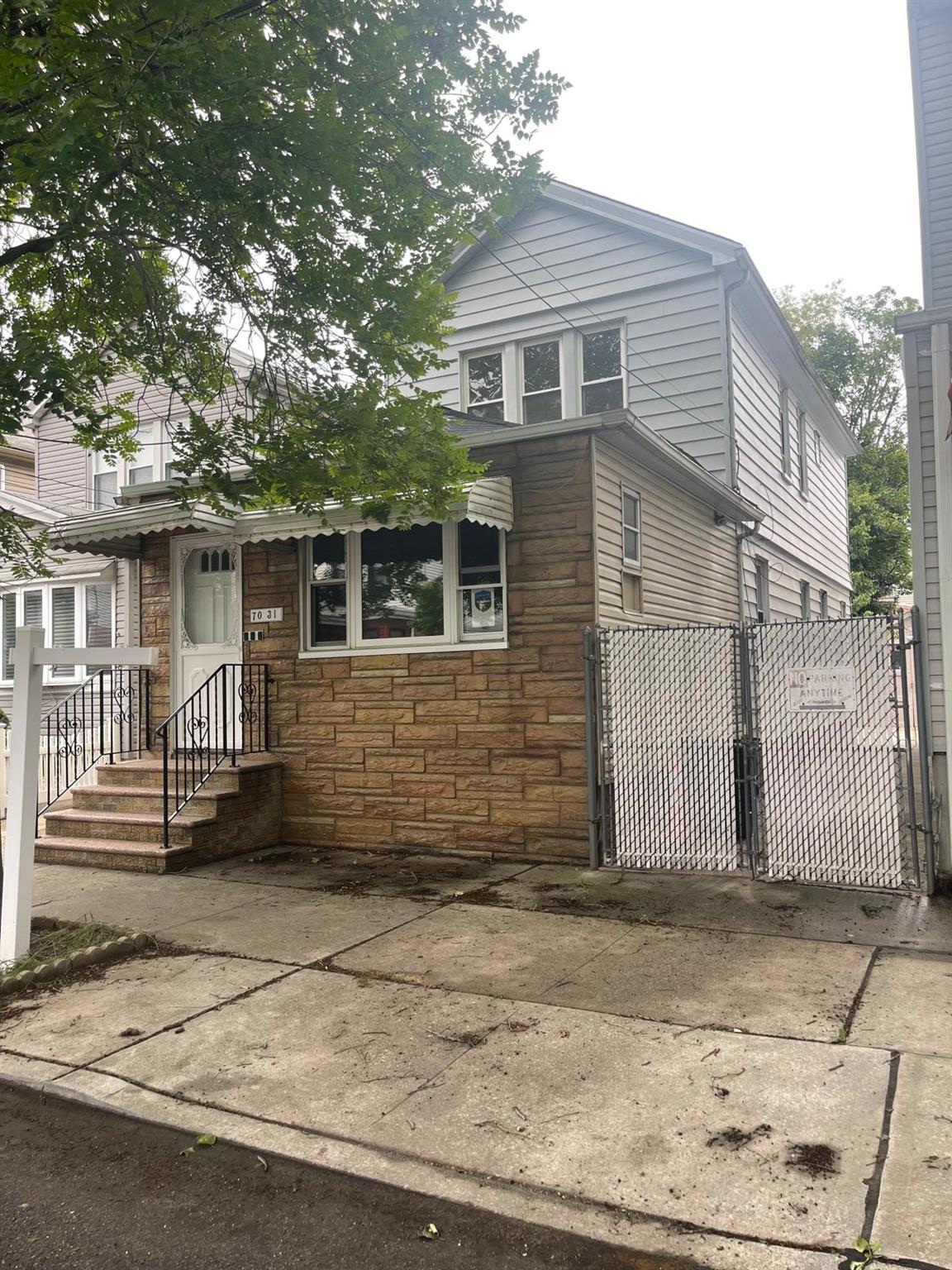 71 Place, Glendale, Queens, NY - 5 Bedrooms  
3 Bathrooms - 