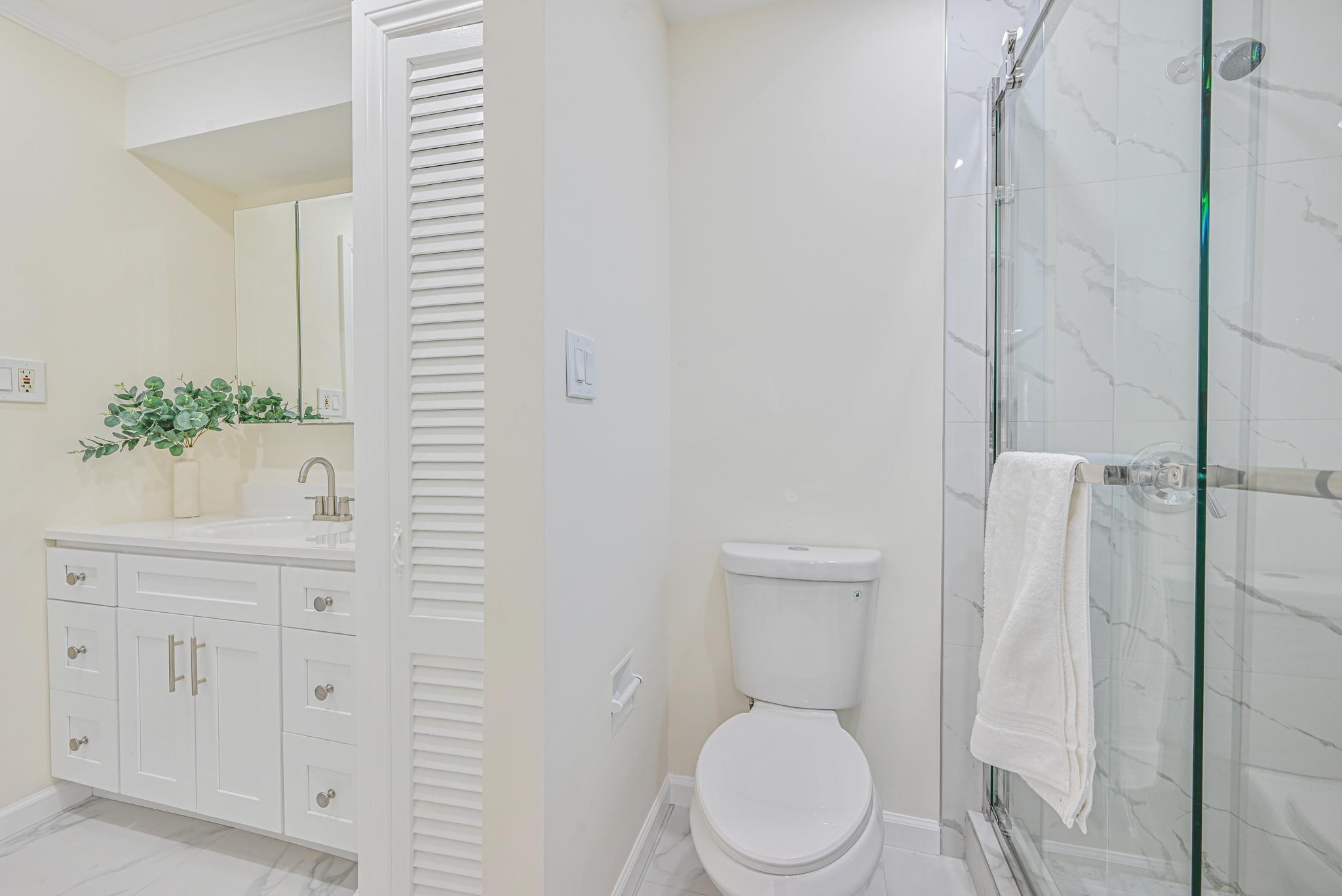 7 Felms Court, Bethpage, New York image 16