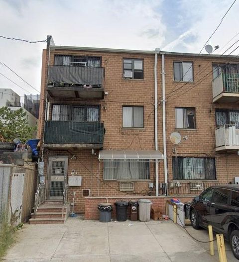 31-41 Linden Place Flushing NY 11354