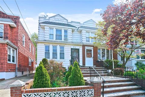 5911 Fresh Pond Road, Maspeth, NY 11378 - MLS#: 860986