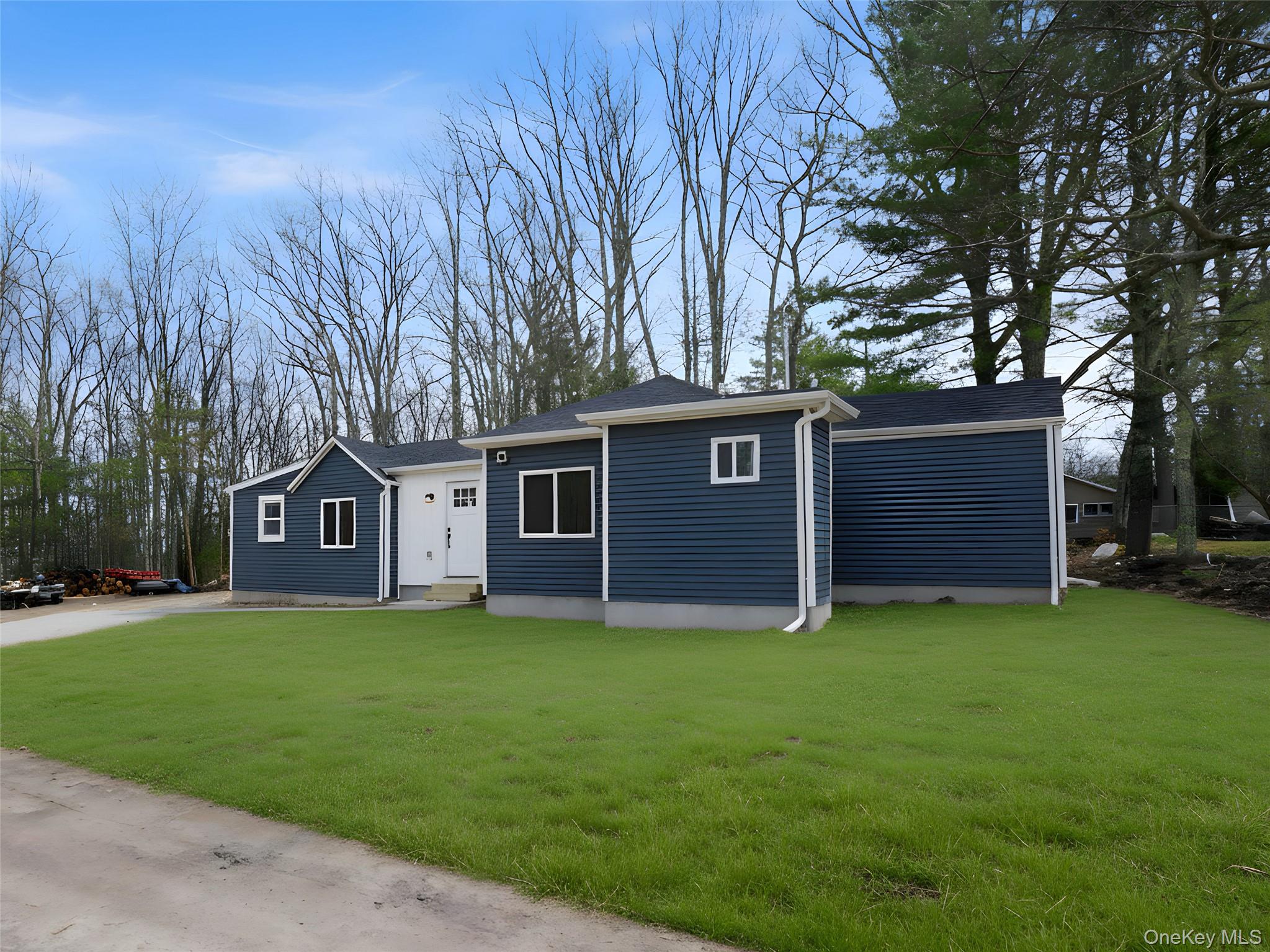 13 Brook Trail W