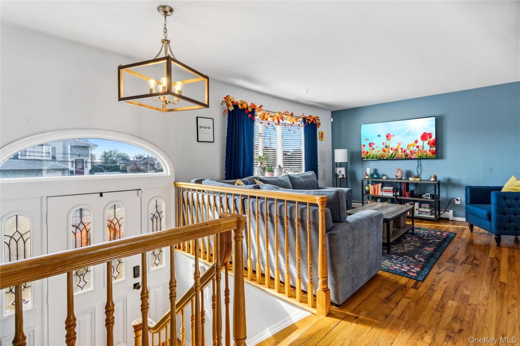 Photo of 34 Knoll Street, Lindenhurst, NY 11757 (MLS # 1062885)