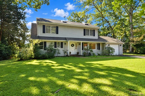Homes For Sale - 55 Leafy Way<br/> Suffolk County, Aquebogue, NY 11931